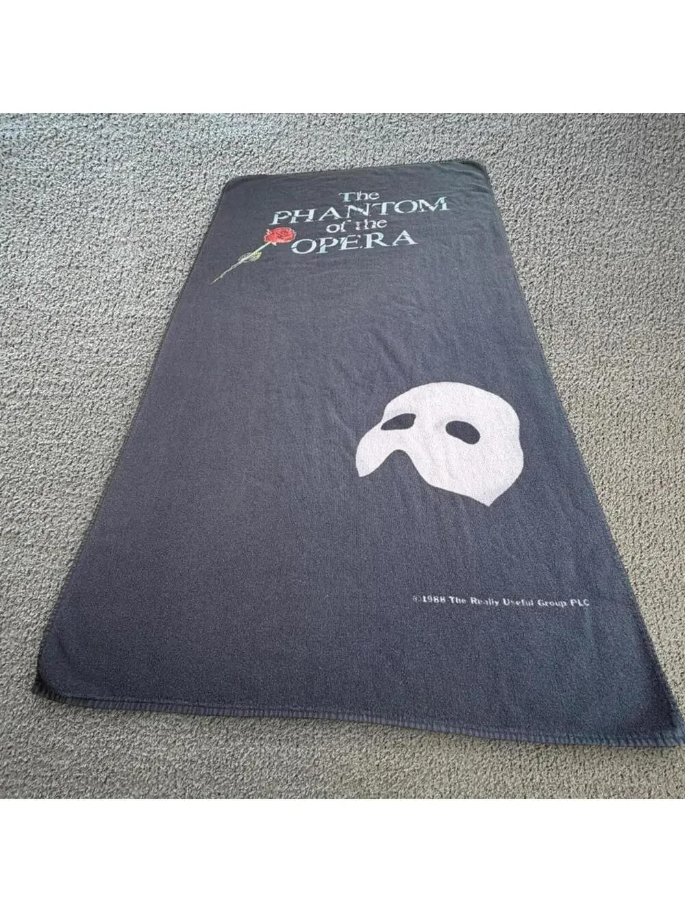 Vintage 1988 Phantom Of The Opera Beach Towel Black Gothic Broadway Theater Rare